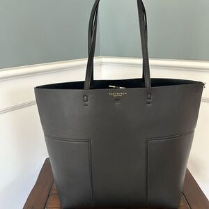 Tory Burch N/S Block-T Tote in smooth black leather